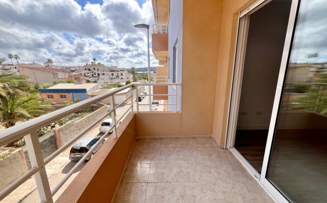 Resale - Apartment -
San Miguel de Salinas - Inland