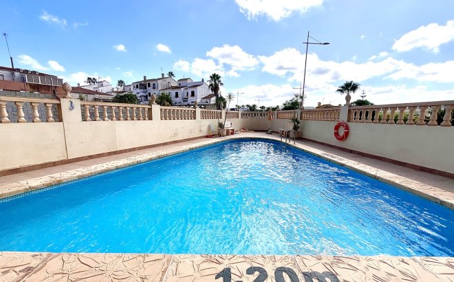 Resale - Apartment -
San Miguel de Salinas - Inland