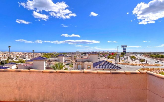 Resale - Villa -
Orihuela Costa - Costa Blanca