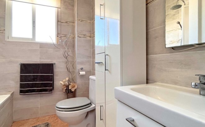 Resale - Villa -
Orihuela Costa - Costa Blanca