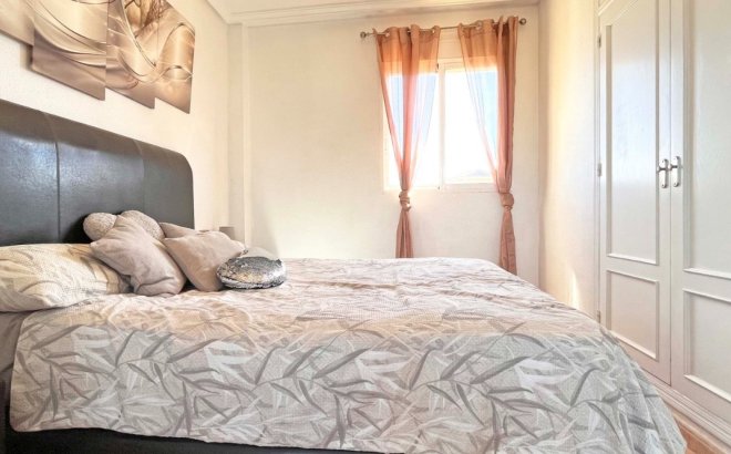 Resale - Villa -
Orihuela Costa - Costa Blanca