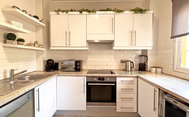 Resale - Villa -
Orihuela Costa - Costa Blanca