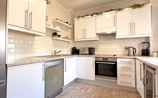 Resale - Villa -
Orihuela Costa - Costa Blanca