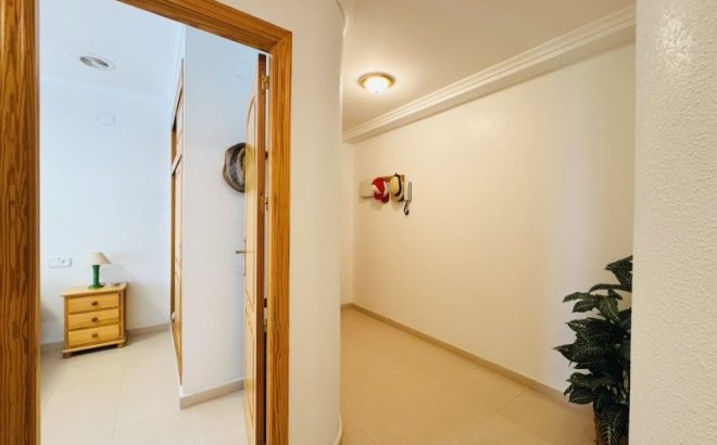 Revente - Appartement -
La Mata - Costa Blanca