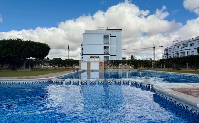 Resale - Apartment -
Orihuela Costa - Costa Blanca