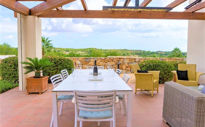 Resale - Villa -
Las Colinas Golf - Inland