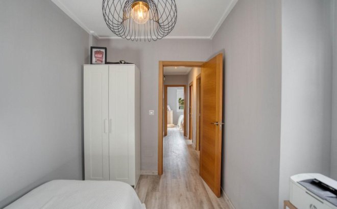 Resale - Dúplex -
Los Balcones - Costa Blanca