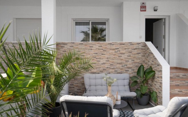 Resale - Dúplex -
Los Balcones - Costa Blanca