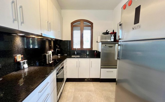 Revente - Villa -
Villamartin - Costa Blanca