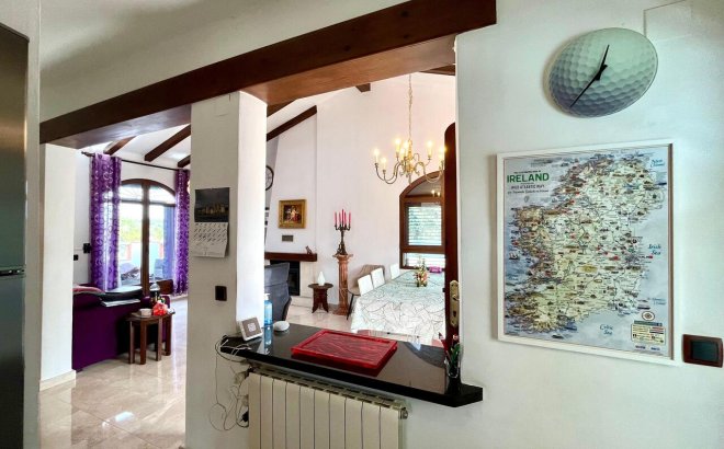 Revente - Villa -
Villamartin - Costa Blanca