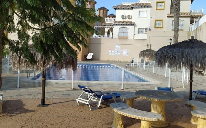 Revente - Appartement -
Orihuela Costa - LOMAS CABO ROIG