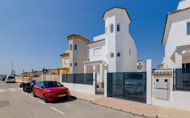 New Build - Semidetached -
San Fulgencio - El Oasis