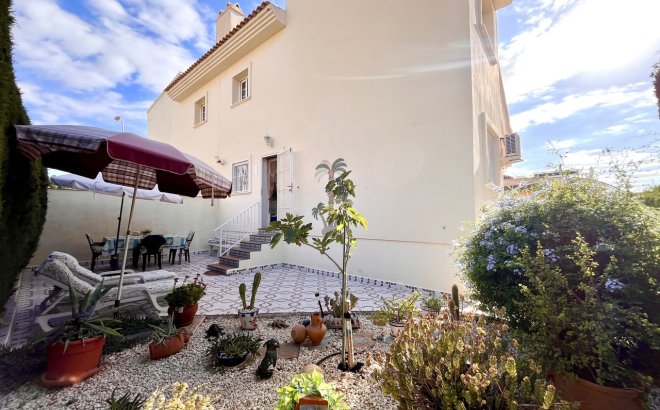 Revente - Appartement -
Playa Flamenca - Costa Blanca