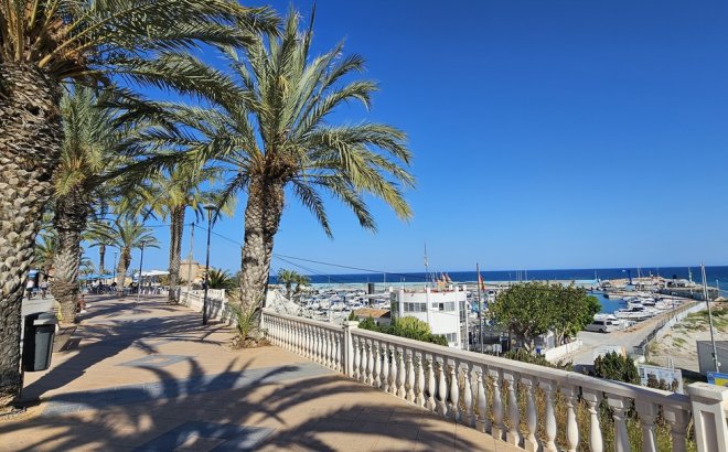 Revente - Apartment Penthouse -
Torre de la Horadada - Playa
