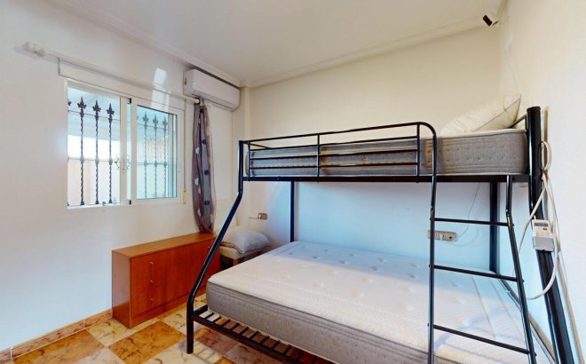 Revente - Appartement -
Orihuela Costa - La Zenia