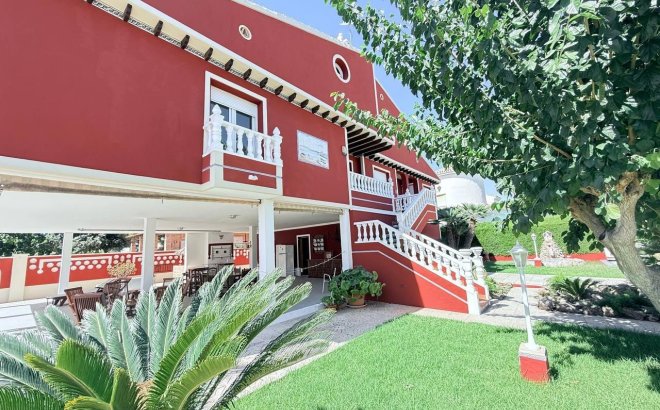 Revente - Villa -
Campoamor