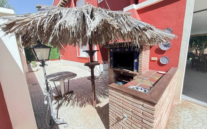 Revente - Villa -
Campoamor