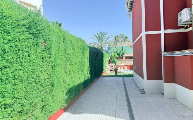 Revente - Villa -
Campoamor