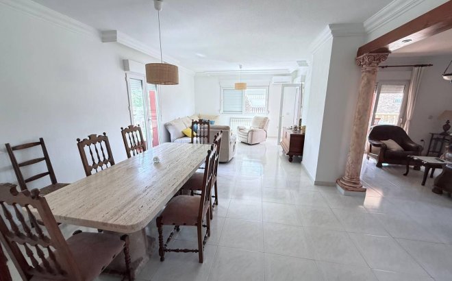 Revente - Villa -
Campoamor