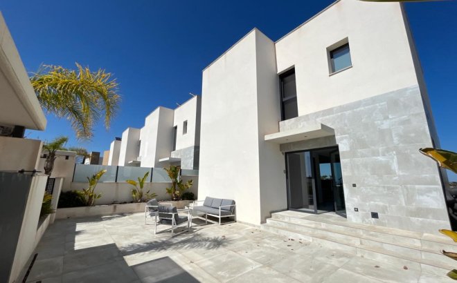 Herverkoop - Villa -
Rojales - Inland