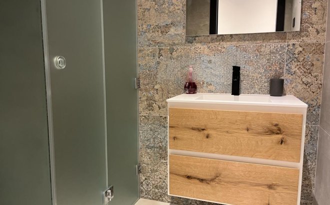 Herverkoop - Villa -
Rojales - Inland