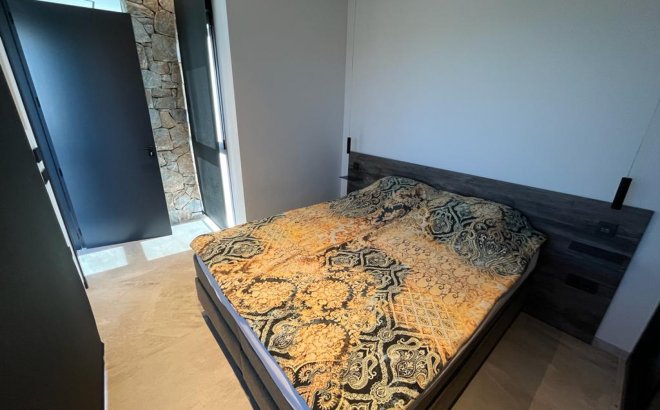 Herverkoop - Villa -
Rojales - Inland