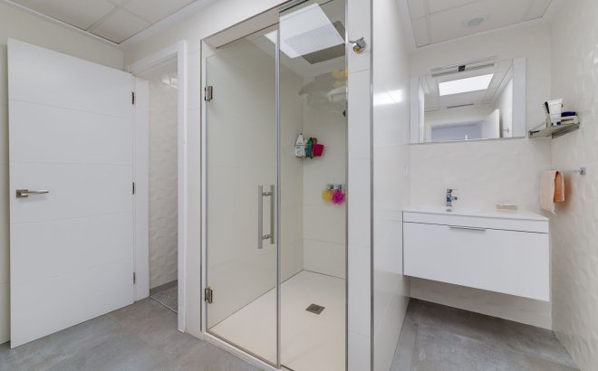 Revente - Villa -
Torrevieja - Los Balcones