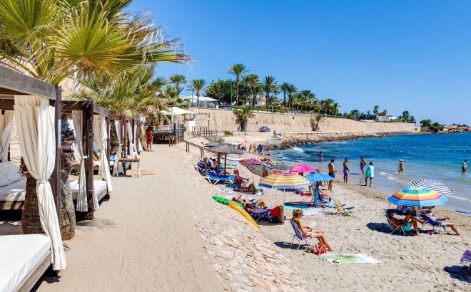 Revente - Villa -
Torrevieja - Los Balcones