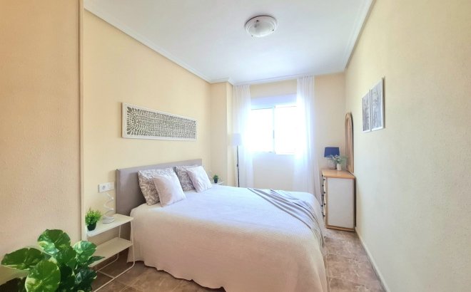 Resale - Apartment -
Torrevieja - Costa Blanca