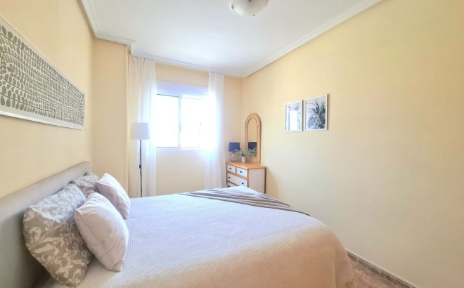 Resale - Apartment -
Torrevieja - Costa Blanca