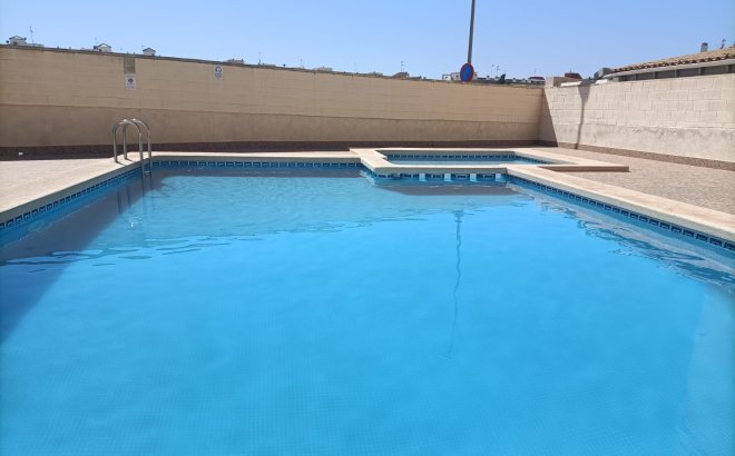 Resale - Apartment -
Torrevieja - Costa Blanca