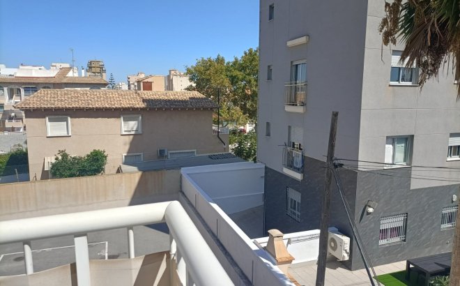 Resale - Apartment -
Torrevieja - Costa Blanca