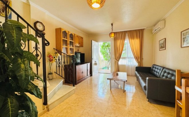 Revente - Dúplex -
Torrevieja - Costa Blanca