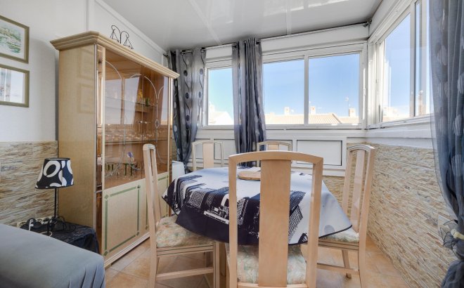 Revente - Bungalow -
Torrevieja - Aguas Nuevas