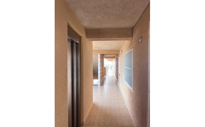 Revente - Appartement -
Torrevieja - Playa de los Locos