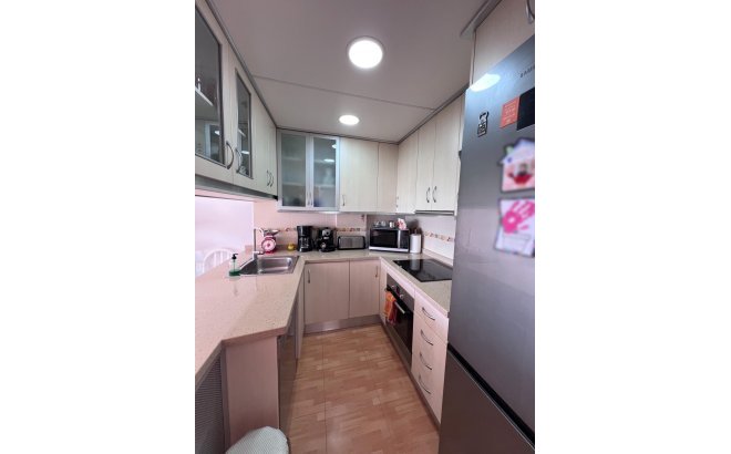 Revente - Appartement -
Torrevieja - Playa de los Locos