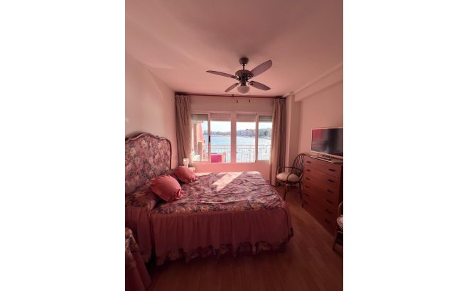 Revente - Appartement -
Torrevieja - Playa de los Locos