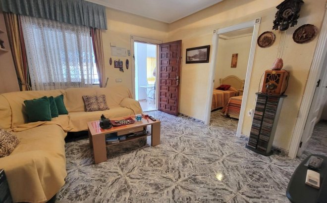 Resale - Bungalow -
Torrevieja - Los Frutales