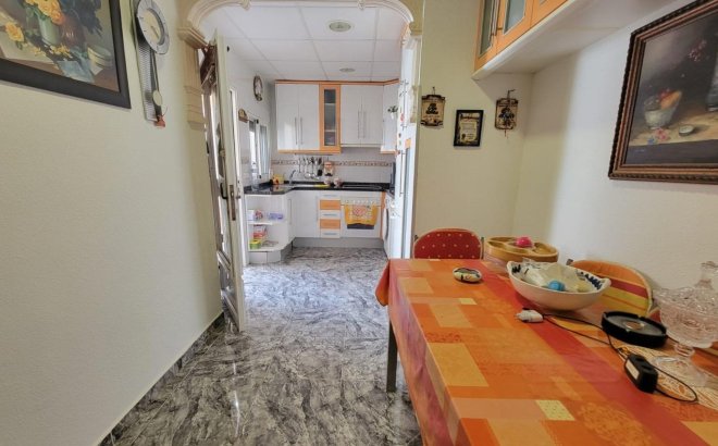 Resale - Bungalow -
Torrevieja - Los Frutales
