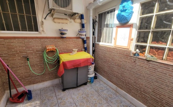 Resale - Bungalow -
Torrevieja - Los Frutales