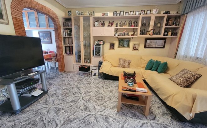 Resale - Bungalow -
Torrevieja - Los Frutales