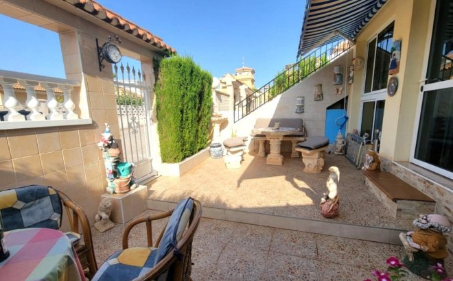 Resale - Bungalow -
Torrevieja - Los Frutales