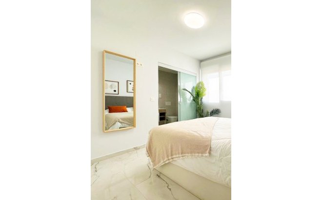 Revente - Appartement -
Torrevieja - Costa Blanca