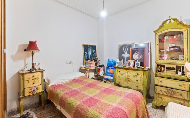 Revente - Appartement -
Torrevieja - Centro