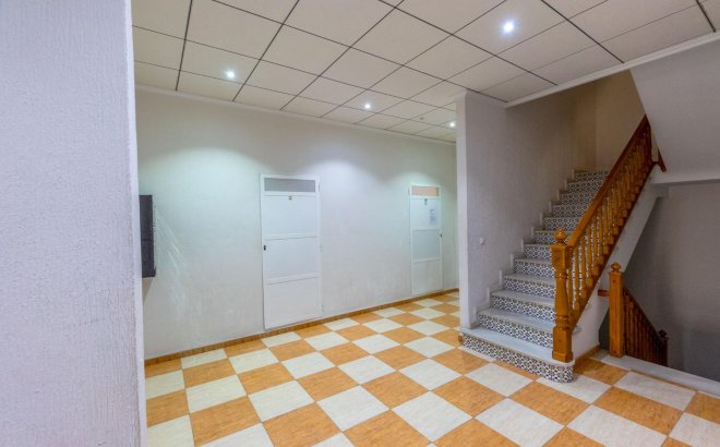 Revente - Appartement -
Torrevieja - Centro