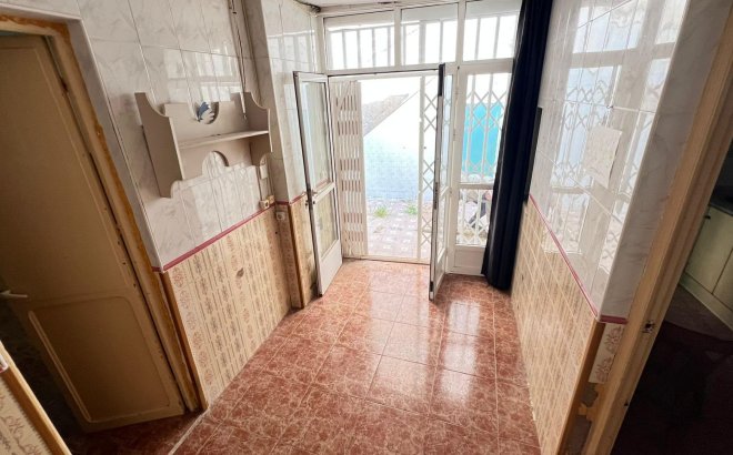 Herverkoop - Appartement -
Torrevieja