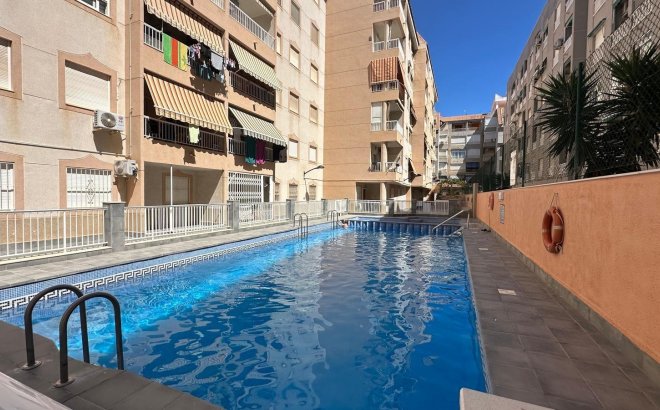 Herverkoop - Penthouse -
Torrevieja - Acequion