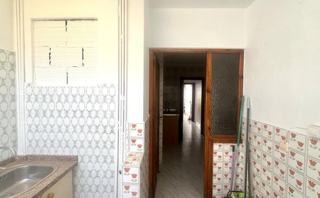 Revente - Appartement -
Torrevieja - Estacion De Autobuses