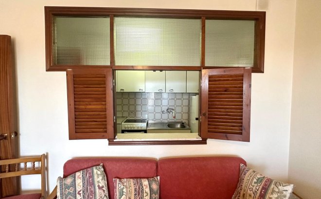 Resale - Apartment -
Torrevieja - Punta Prima