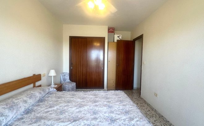 Resale - Apartment -
Torrevieja - Punta Prima